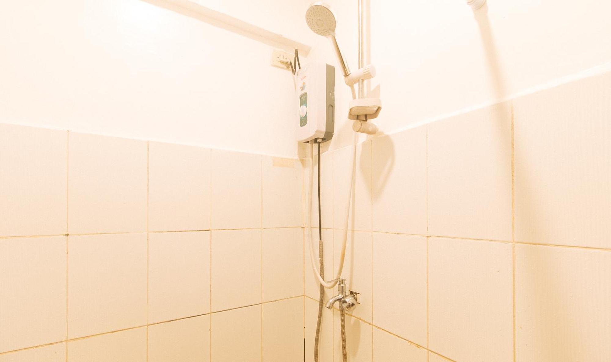 Reddoorz At City Stay Inns Marilao Lias Екстер'єр фото