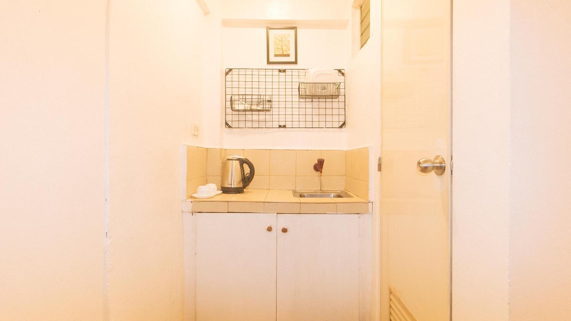 Reddoorz At City Stay Inns Marilao Lias Екстер'єр фото